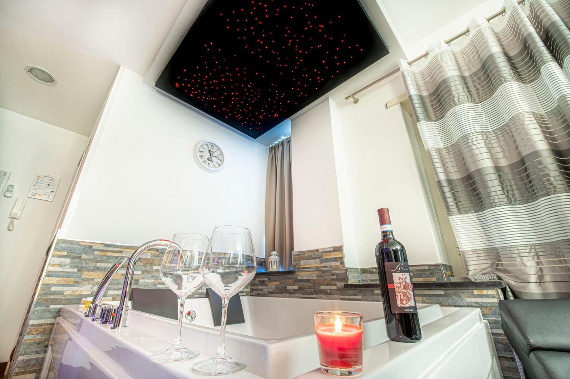 Virtus Prestige - Rooms & Apartments 罗马 客房 照片