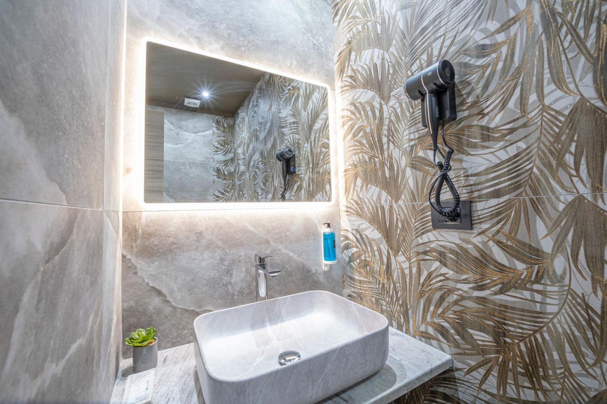Virtus Prestige - Rooms & Apartments 罗马 外观 照片